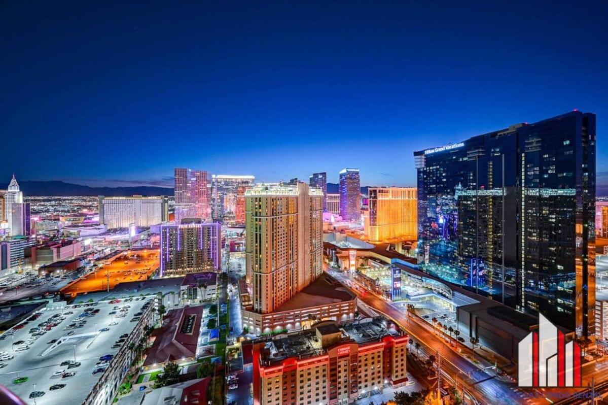 Mgm Signature-33-709 F1 Track & Strip View Balcony Las Vegas Exterior photo
